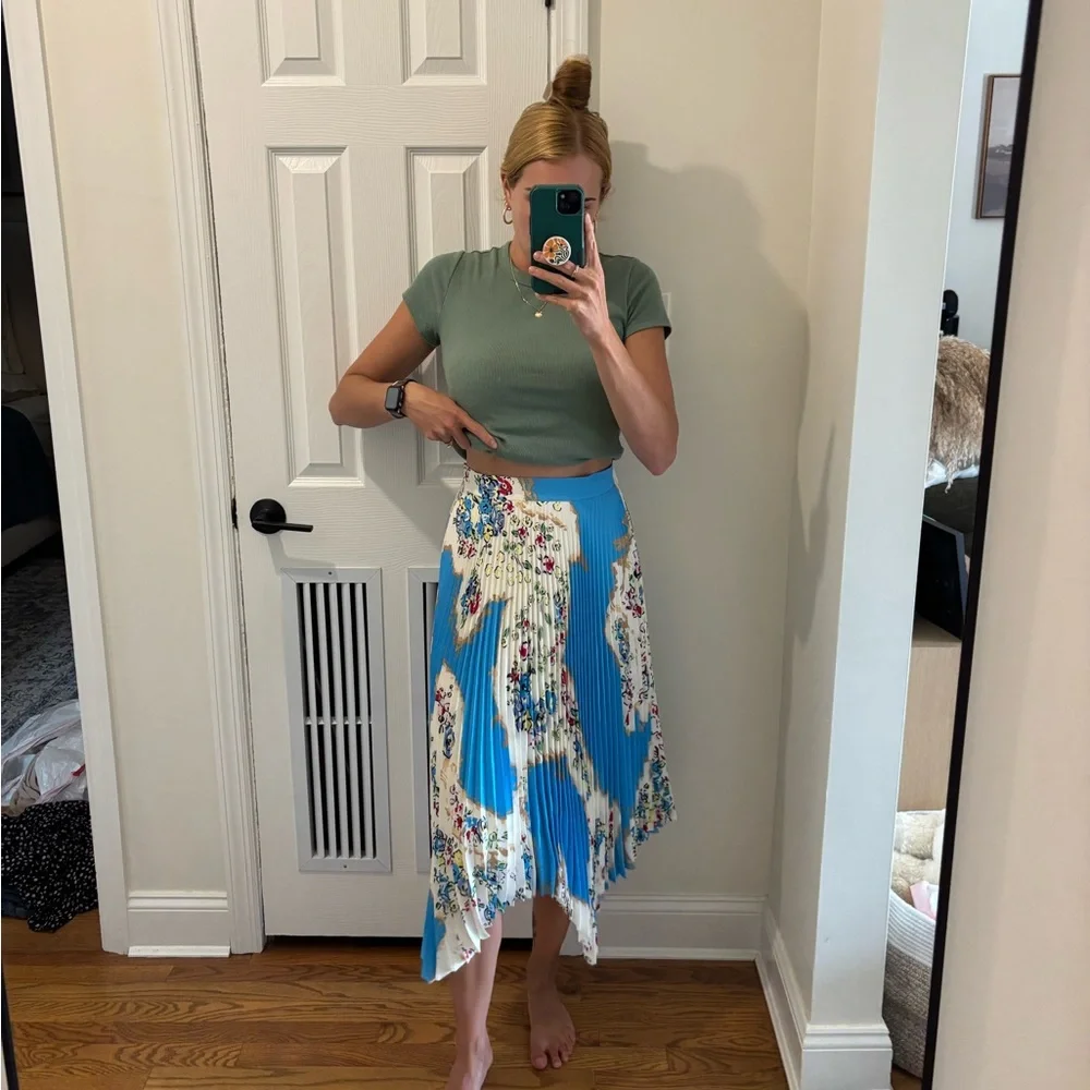 Tory Burch Sunburst Pleated Midi skirt in blue
